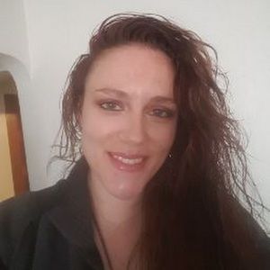 Meet your Posher, Candis